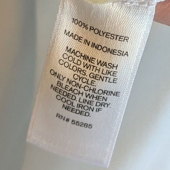 Express White Ruffled Blouse Sz.M - Picture 6 of 8